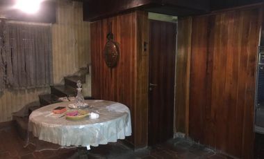 Excelente casa quinta en venta ubicada en Pres. Sarmiento 537 - Longchamps