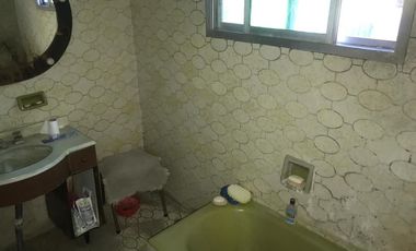 Excelente casa quinta en venta ubicada en Pres. Sarmiento 537 - Longchamps