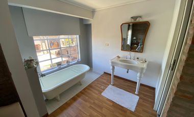 Martinez Chalet Excelente Constr/y Estilo (Prox. Zona Comercial, Bancos, Unicenter)