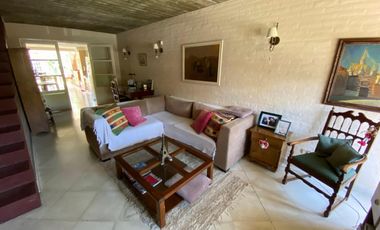 Martinez Chalet Excelente Constr/y Estilo (Prox. Zona Comercial, Bancos, Unicenter)