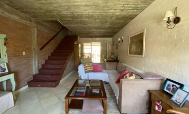 Martinez Chalet Excelente Constr/y Estilo (Prox. Zona Comercial, Bancos, Unicenter)