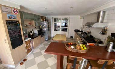 Martinez Chalet Excelente Constr/y Estilo (Prox. Zona Comercial, Bancos, Unicenter)