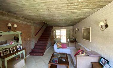 Martinez Chalet Excelente Constr/y Estilo (Prox. Zona Comercial, Bancos, Unicenter)