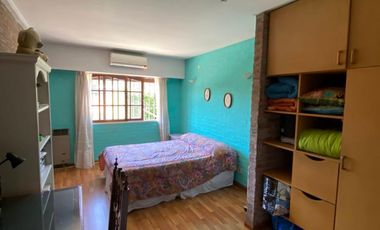 Martinez Chalet Excelente Constr/y Estilo (Prox. Zona Comercial, Bancos, Unicenter)