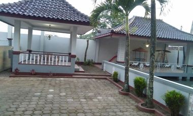 Dijual Rumah/Villa Jalan Raya Cimalaka Sumedang Jawa Barat