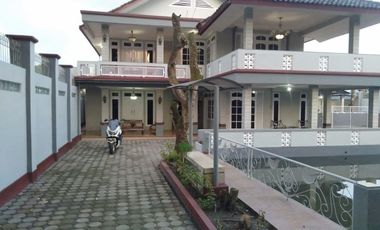 Dijual Rumah/Villa Jalan Raya Cimalaka Sumedang Jawa Barat