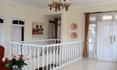 Dijual Rumah/Villa Jalan Raya Cimalaka Sumedang Jawa Barat