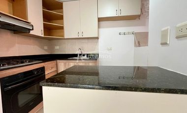 apartamento en arriendo en cumbres. Cod A776724