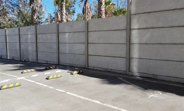Estacionamiento en Venta en Sector Tuqui, Avenida Peñafiel