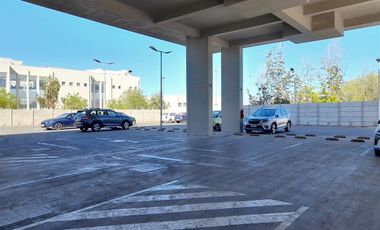Estacionamiento en Venta en Sector Tuqui, Avenida Peñafiel