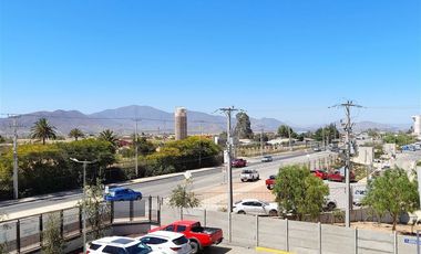 Estacionamiento en Venta en Sector Tuqui, Avenida Peñafiel