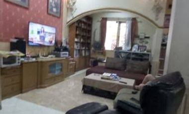 MURAH Rumah Cantik Sutorejo FREE Perabot dkt Mulyosari Pakuwon City Babatan