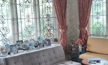 MURAH Rumah Cantik Sutorejo FREE Perabot dkt Mulyosari Pakuwon City Babatan