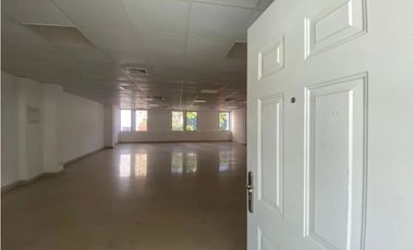 Se Alquila Oficina 80 Mts Via España USD$599+itbms