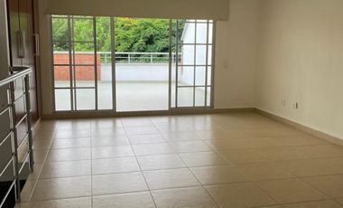 casa en venta en avenida sur. Cod V653
