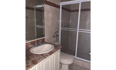 Se VENDE Apto en PH Vista Marina - Ave Balboa