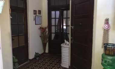 Casa PH en venta en Villa Dominico