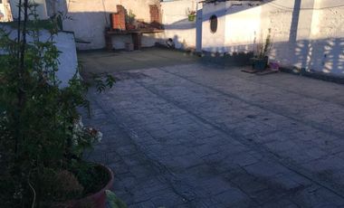 Casa PH en venta en Villa Dominico