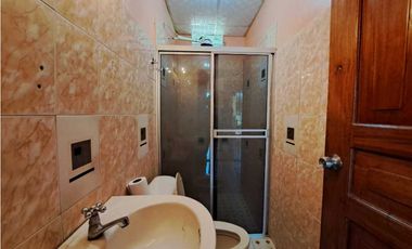VENDO CASA DE DOS HABITACIONES ALGARROBOS