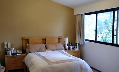 CERCA DEL CENTRO COMERCIAL CASA EN LA HERRADURA