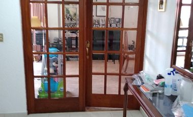 CERCA DEL CENTRO COMERCIAL CASA EN LA HERRADURA