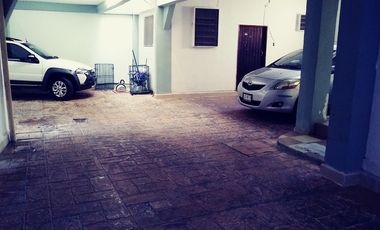 ¡Edificio en venta a precio del 2017! Locales y departamentos sobre Avenida