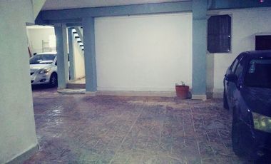 ¡Edificio en venta a precio del 2017! Locales y departamentos sobre Avenida