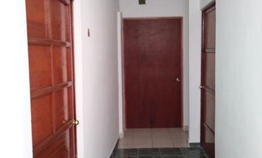 ¡Edificio en venta a precio del 2017! Locales y departamentos sobre Avenida