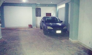 ¡Edificio en venta a precio del 2017! Locales y departamentos sobre Avenida