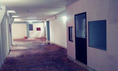 ¡Edificio en venta a precio del 2017! Locales y departamentos sobre Avenida