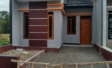 Ayo buruan survey ! 2 unit rumah siap huni harga WAH 95 juta