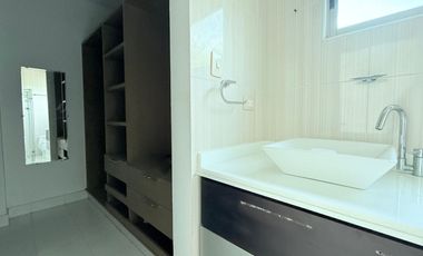 casa en venta en salgar. Cod V77