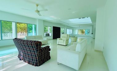 casa en venta en salgar. Cod V77