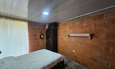 casa en arriendo en la buitrera. Cod A9190448