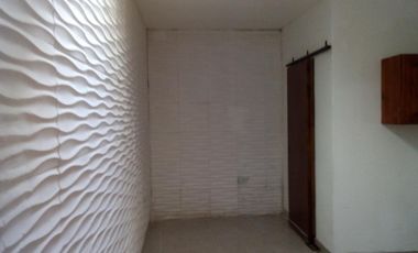 OFERTA  Casa grande para dos familias en VENTA en Burzaco, cerca delClub Pucará y Supermercado Changomas