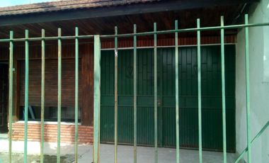 OFERTA  Casa grande para dos familias en VENTA en Burzaco, cerca delClub Pucará y Supermercado Changomas