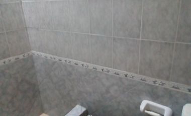 OFERTA  Casa grande para dos familias en VENTA en Burzaco, cerca delClub Pucará y Supermercado Changomas