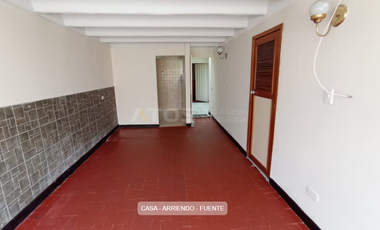 casa en arriendo en la fuente iv. Cod A5951