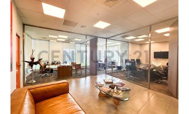 SE VENDE OF. AMOBLADA DE 2 PISOS EN C. EMPRESARIAL