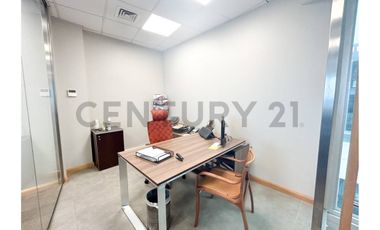 SE VENDE OF. AMOBLADA DE 2 PISOS EN C. EMPRESARIAL