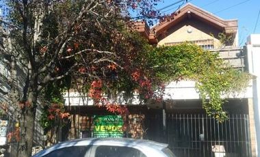 Chalet en venta en Bernal Centro