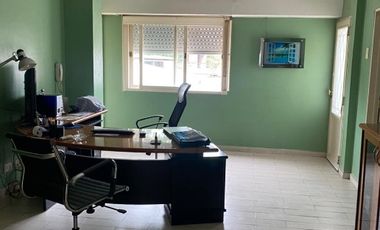 Casa en venta en Moron Sur