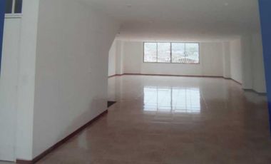 edificio en arriendo en libertadores. Cod A5678771