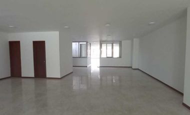 edificio en arriendo en libertadores. Cod A5678771