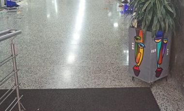 oficina en arriendo en el centro. Cod A123537