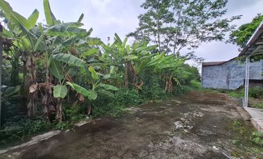 Tanah Luas 240 Meter Persegi Lokasi Strategis di Area Jalan Palagan - Ngaglik Sleman