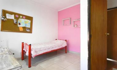 Venta de casa de 2 plantas