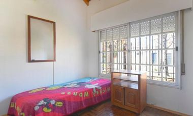 Venta de casa de 2 plantas