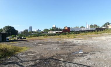 Se vende terreno con uso de suelo mixto de 17,500m2 EN AV MUNICIPIO LIBRE casi esquina con Vía Atlixcayotl