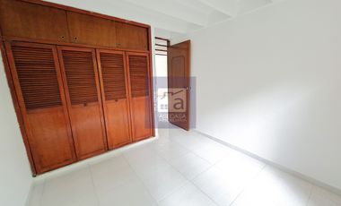 COD. 4119 - SE ARRIENDA APARTAMENTO - BARRIO: EL BOSQUE